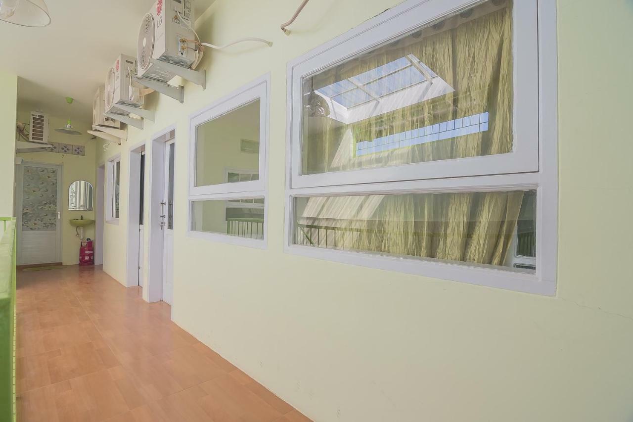 Reddoorz Syariah Near Museum Wisma Karya Subang Ngoại thất bức ảnh